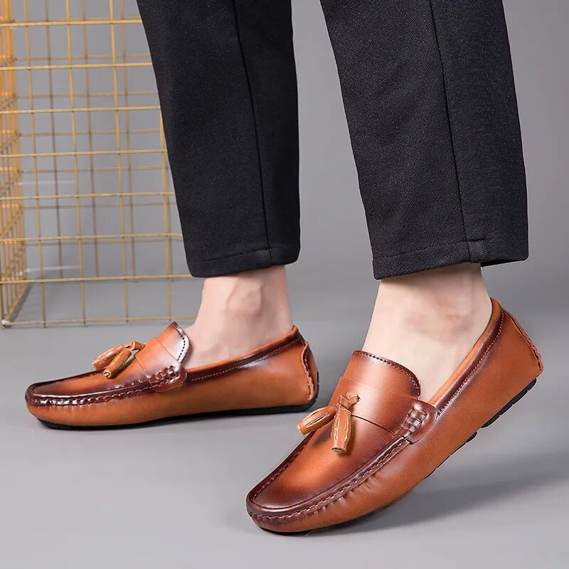 Lightweight Tassel Leather Loafers
