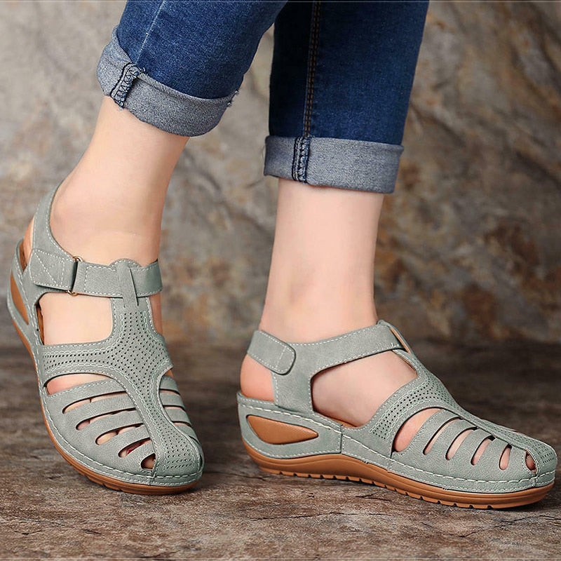 Blaue Gladiator-Sandalen