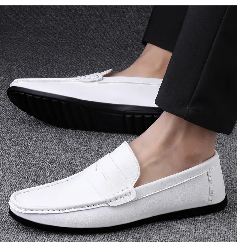 白色皮革休闲乐福鞋