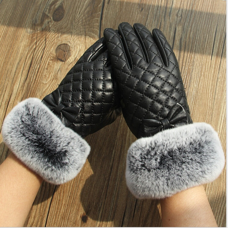 Guantes de piel de oveja para mujer.