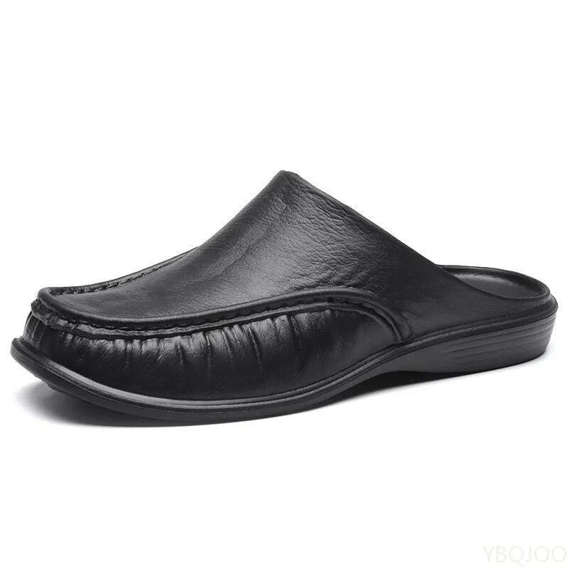 حذاء جلدي أسود منزلق وبدون كعب